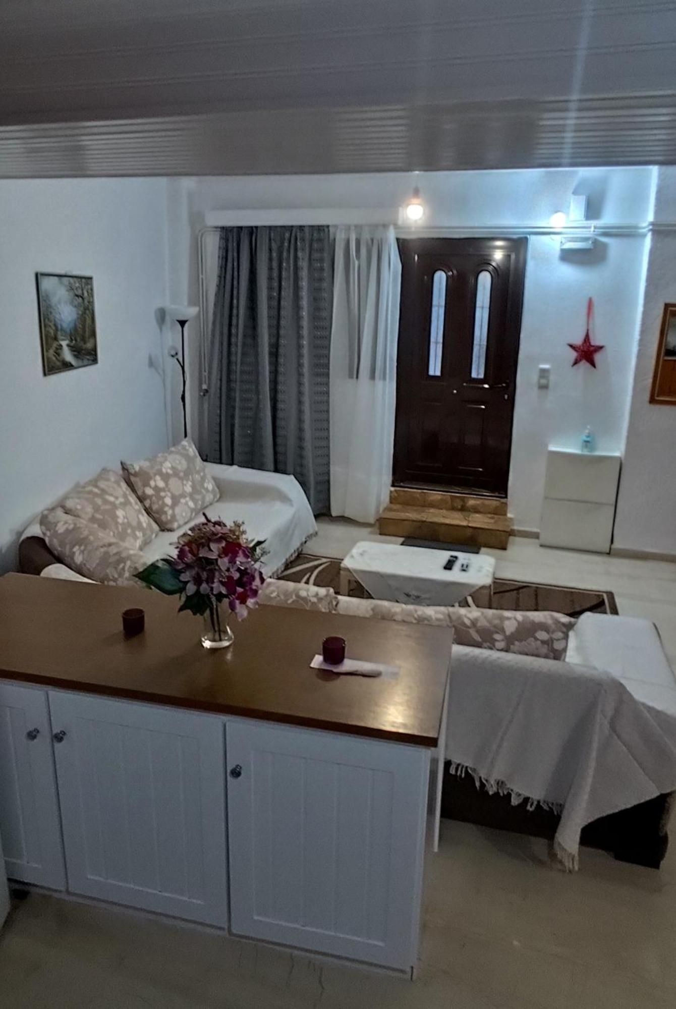 Ευρύχωρο Και Άνετο Διαμέρισμα Στην Ιτέα Joanna'S Apartment Kirra Luaran gambar